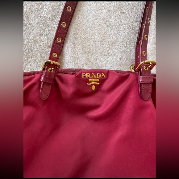 PRADA Tessuto Nylon Saffiano Tote Granato - Picture 2 of 12